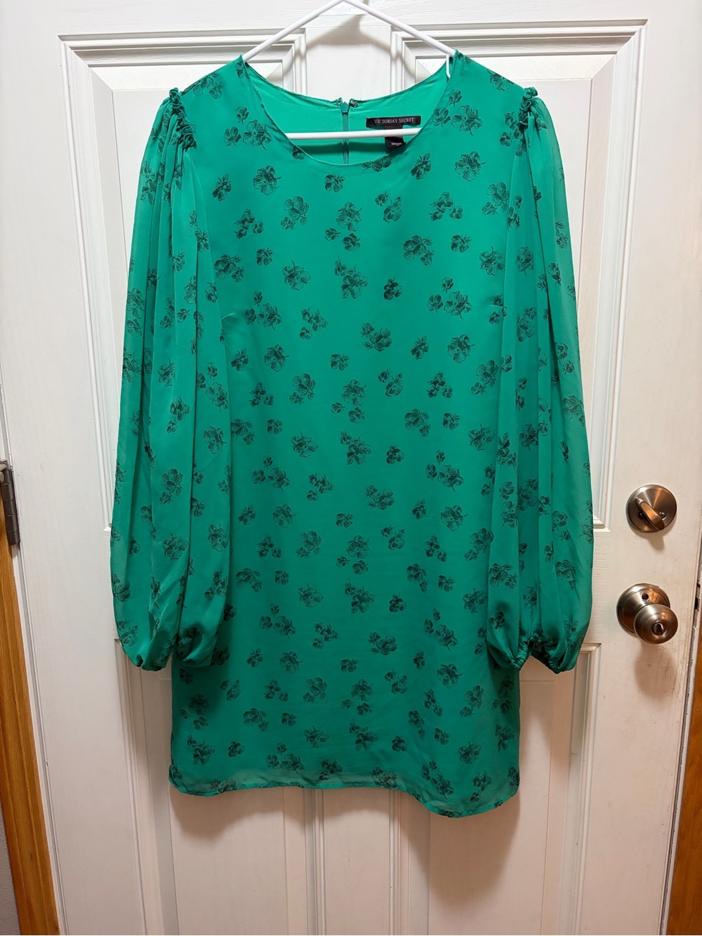 Victoria's Secret Emerald Green Floral Long-Sleeve Mini Dress